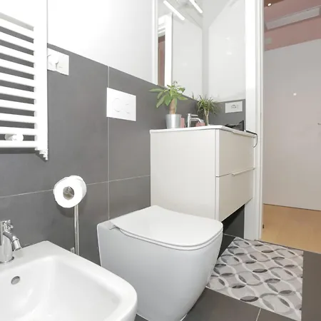 Apartment Next To Museums - Ac - 1G Wi-Fi - Tao'S Luxury House 2 *